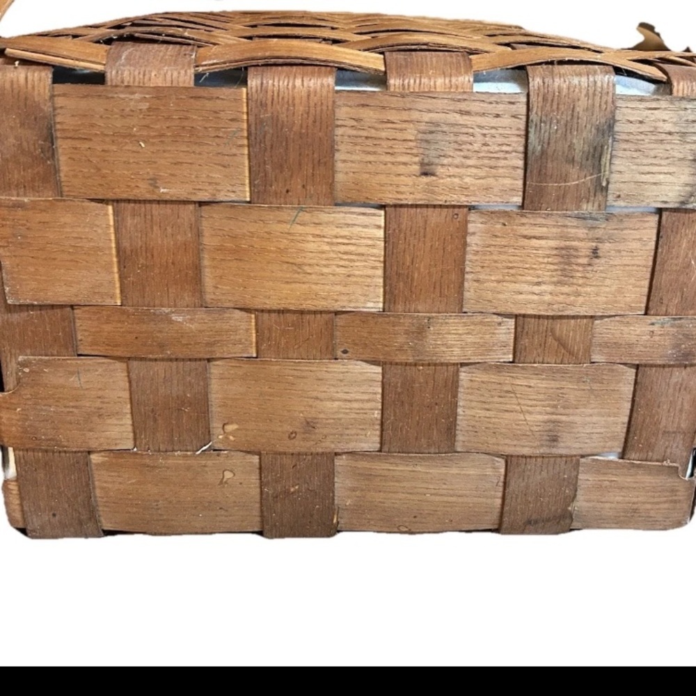 Vintage Picnic Basket Hinged Lid  Red White Gingham Lining Large 10” X 16” - Picture 8 of 9